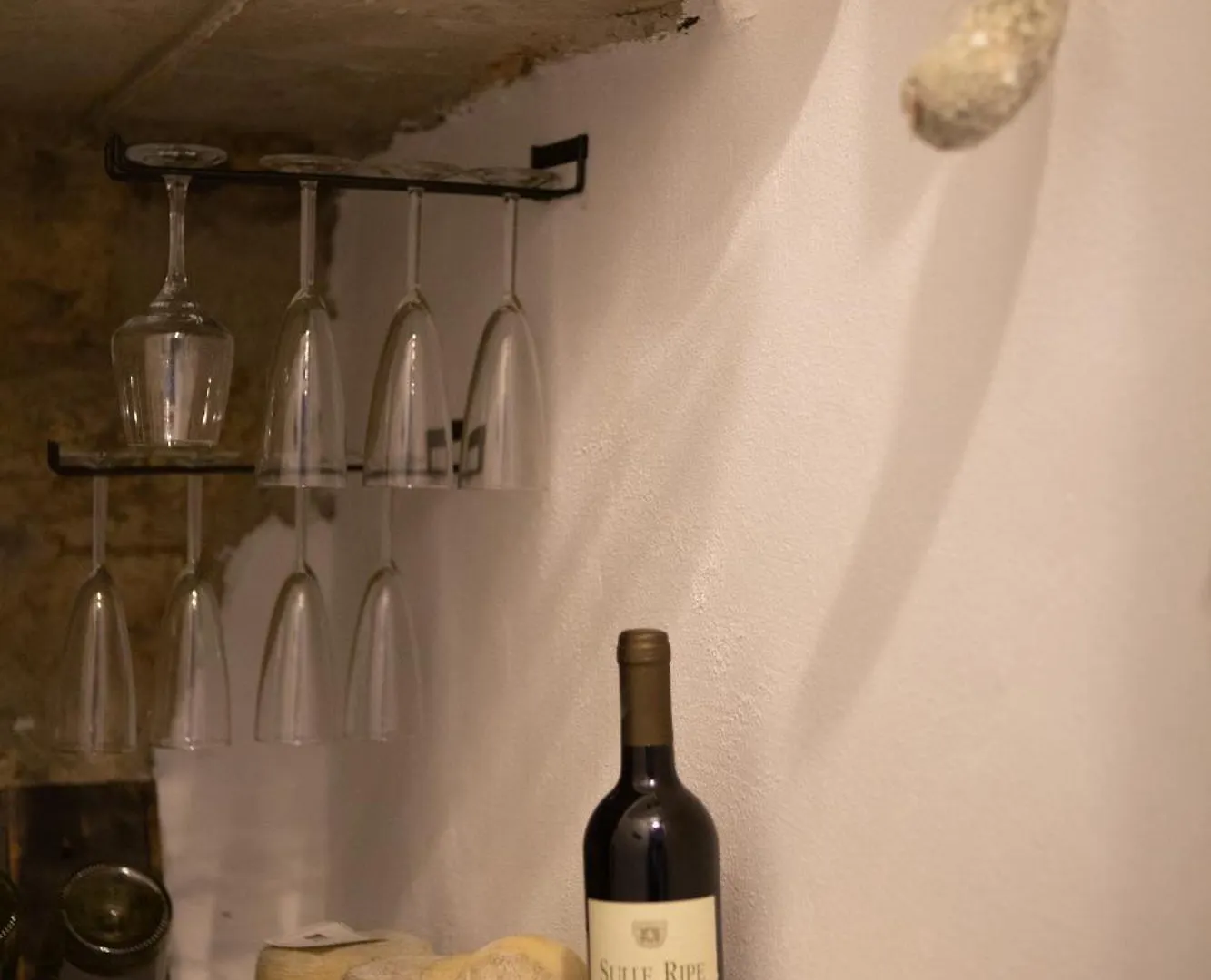 B&B22 Santa Brigida Bed & Breakfast