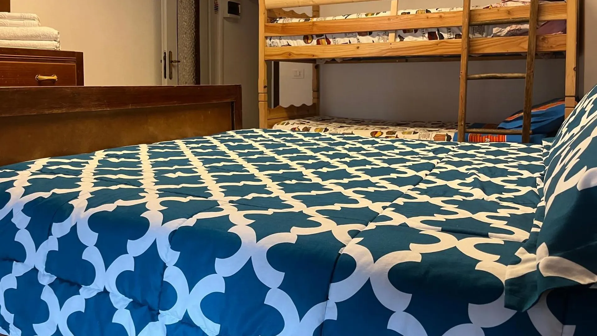 B&B22 Santa Brigida Bed & Breakfast