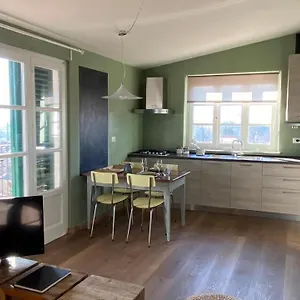https://luccastay.it-tuscanyhotel.com