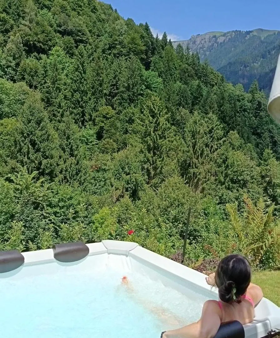 B&B22 Santa Brigida Bed & Breakfast